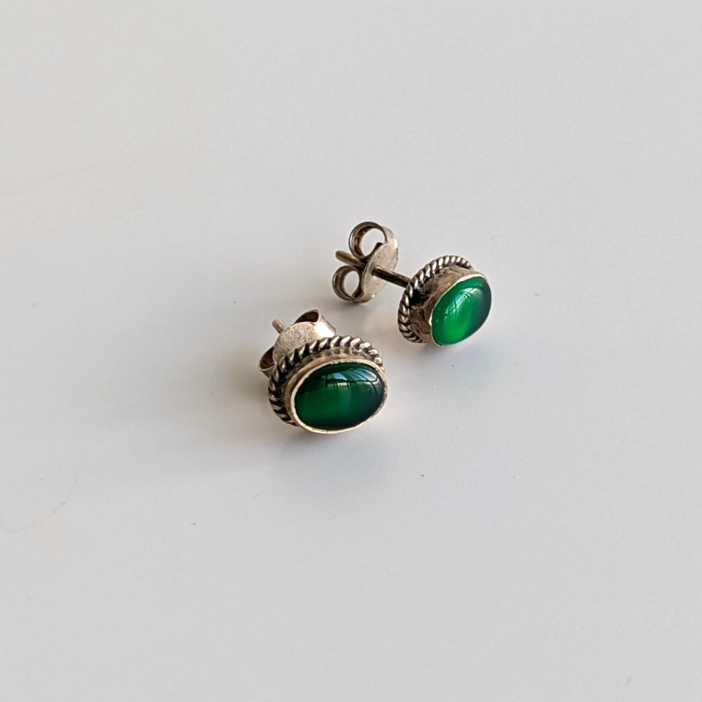 Small green stone silver stud earrings